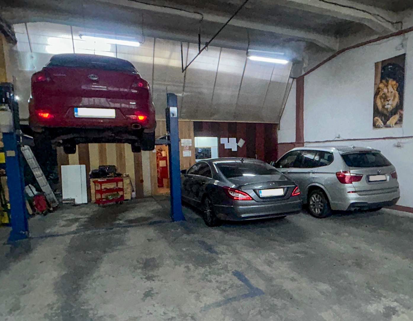 Elevator service auto Bucuresti